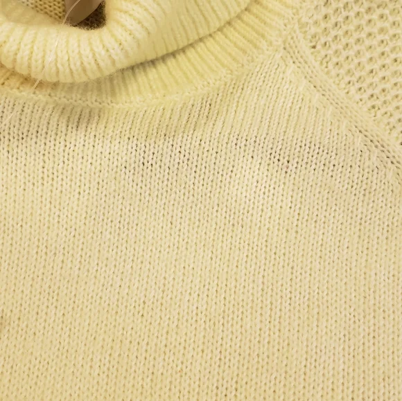 NWT LOFT Turtleneck Sweater Size M 🥝 - Picture 4 of 4